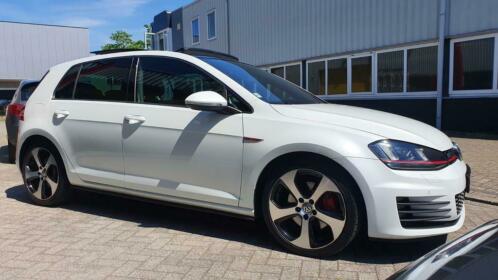 Volkswagen Golf 2.0 TSI GTI 162KW 5D DSG 2014 Wit Parelmoer