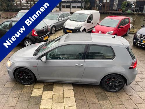 Volkswagen Golf 2.0 TSI GTI DSG-300 PK- NL AUTO-NAVI-PANO DA