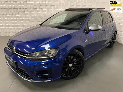 Volkswagen Golf 2.0 TSI R 4Motion PANOLEERCAMACC300PK