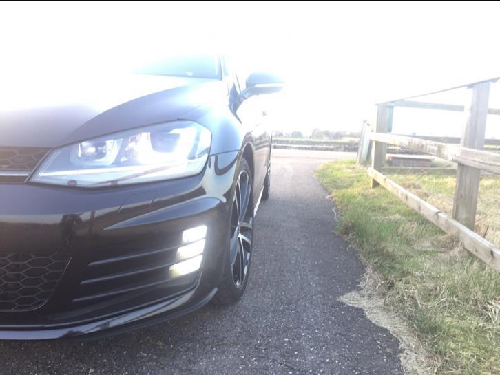 Volkswagen golf 7 GTDPANODSGLEDXENON184pk