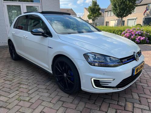 Volkswagen Golf 7 GTE full option