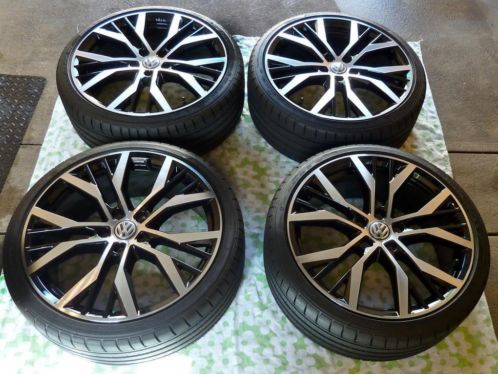 Volkswagen Golf 7 Santiago velgen en banden 19 inch