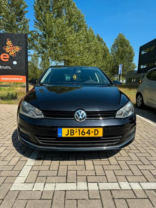 Volkswagen - Golf (Business Edition) 1.6 TDI