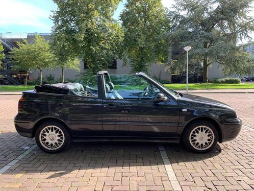 Volkswagen Golf Cabrio 2.0  Zwart  Leer  Airco