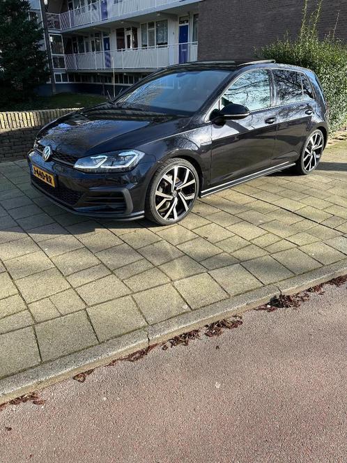 Volkswagen Golf GTD 2.0 TDI DSG 2017 Zwart ALCANTARA FULL