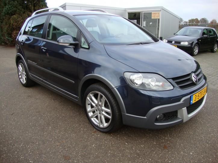 Volkswagen Golf Plus 1.9 TDI 77kw CROSS (Ecc airco)