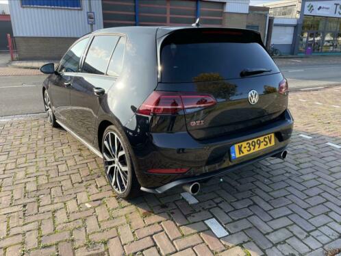 Volkswagen Golf VII 2.0 TSI 245pk 7-DSG 5D 2018 Zwart