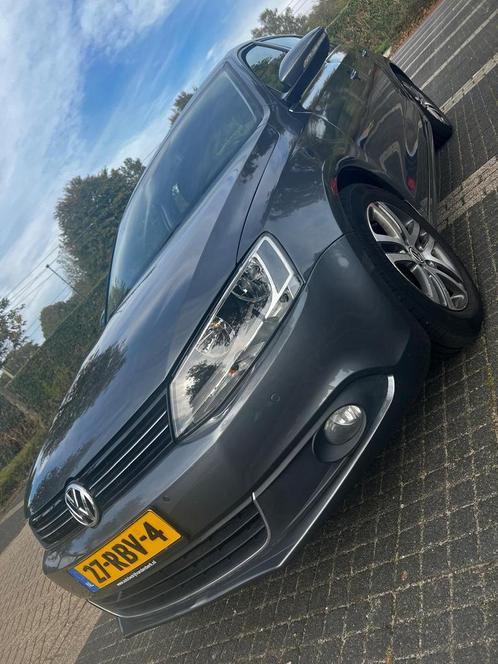 Volkswagen Jetta 1.2 TSI 77KW 2011 Grijs