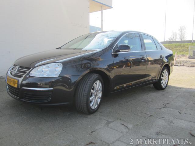 Volkswagen Jetta 1.6 Comfortline Bns 