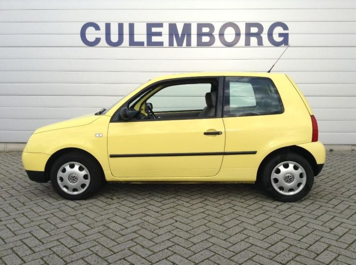 Volkswagen Lupo 1.4-16v 55Kw75pk 2-2000 airco geel