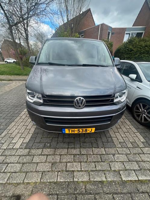 Volkswagen Multivan 2015 Grijs 7 persoons