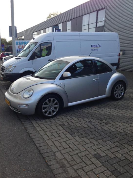 Volkswagen NEW Beetle 2.0 85KW 1999 Grijs