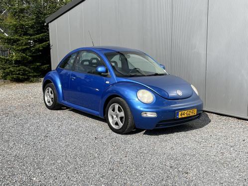 Volkswagen New Beetle 2.0 Highline  LMV  Radio  CD  APK
