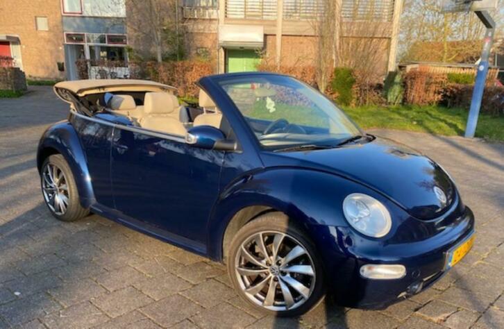 Volkswagen NEW Beetle CABRIOLET 1Y 2004 Blauw 2.0 L