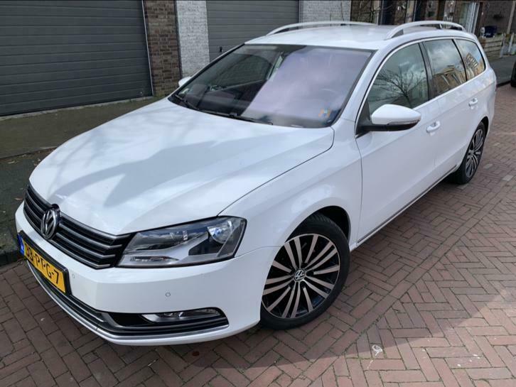 Volkswagen Passat 1.6 TDI Highline Bluemotion Variant, 2011