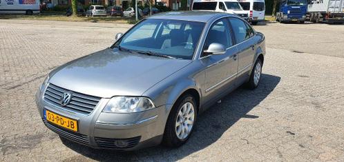 Volkswagen Passat 1.8 Turbo 110KW 2004 Grijs Comfortline