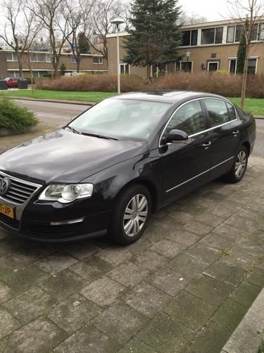 Volkswagen Passat 2.0 TDI 103KW DSG 2007 Zwart