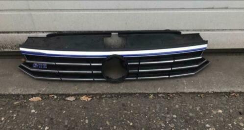 Volkswagen Passat GTE grill