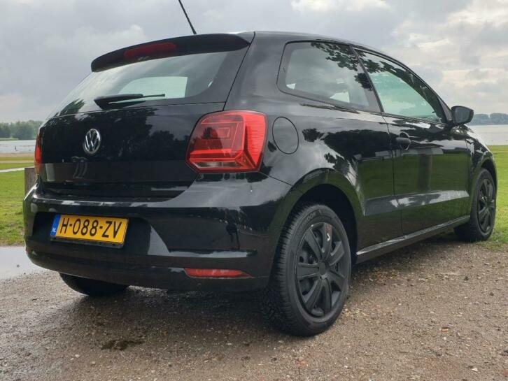 Volkswagen Polo 1.0 3D 2016 Zwart Metallic