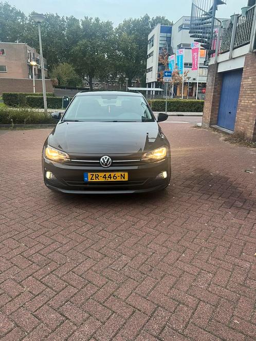 Volkswagen Polo 1.0 80pk full option uitgevoerd