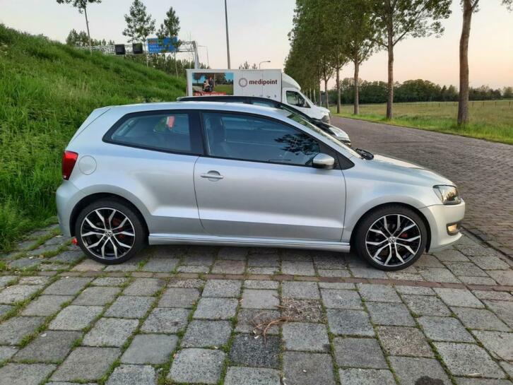 Volkswagen Polo 1.2 TDI 2011, 17 inch Santiago nieuwe Dunlop