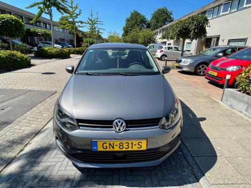 Volkswagen Polo 1.2 TSI 2015 Grijs Metallic Highline