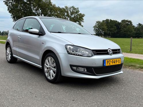 Volkswagen Polo 1.2 TSI 66KW 2013 Grijs Life uitvoering pano