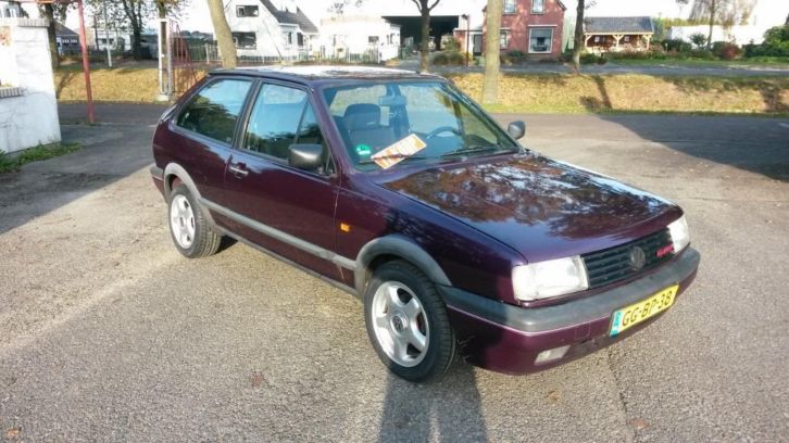 Volkswagen Polo 1.3 G40 Coupe 83KW U9 1993 Paars