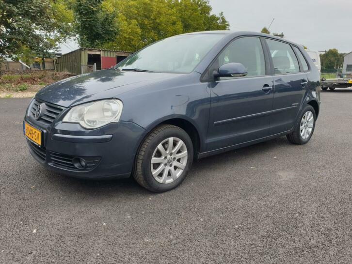 Volkswagen Polo 1.4 16V 2009 5DR km 98.641 airco met gas