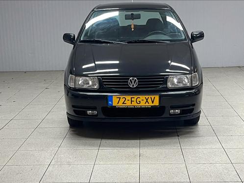 Volkswagen Polo 1.4 44KW 2000 zwart