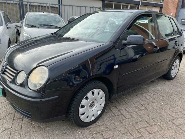 Volkswagen Polo 1.4 55KW 2004 Zwart