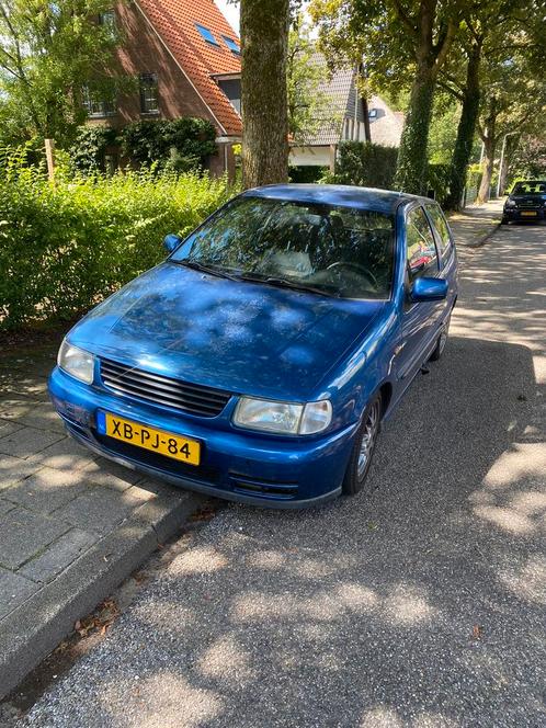 Volkswagen Polo 1.4 74KW 1998 Blauw