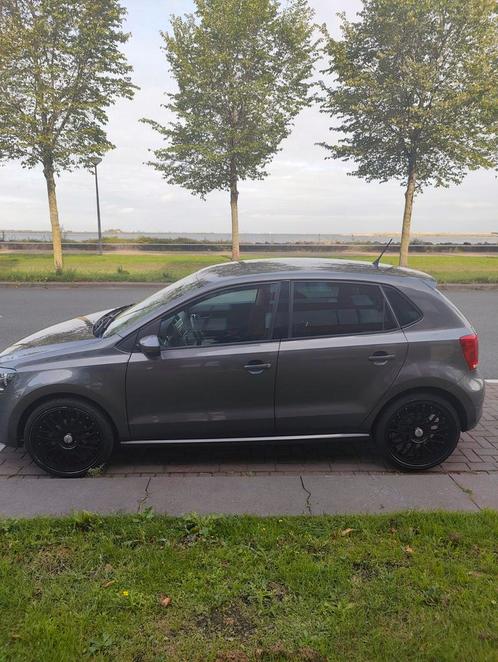 Volkswagen Polo 1.4 Sport 16V FSI 63KW 2011 Grijs