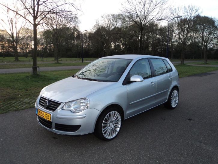 Volkswagen Polo 1.4 TDI 51KW Gerijs 5DR (2005) AIRCO nie APK