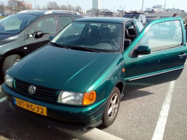 Volkswagen Polo 1.6 55KW 1996 Groen NAP APK nw