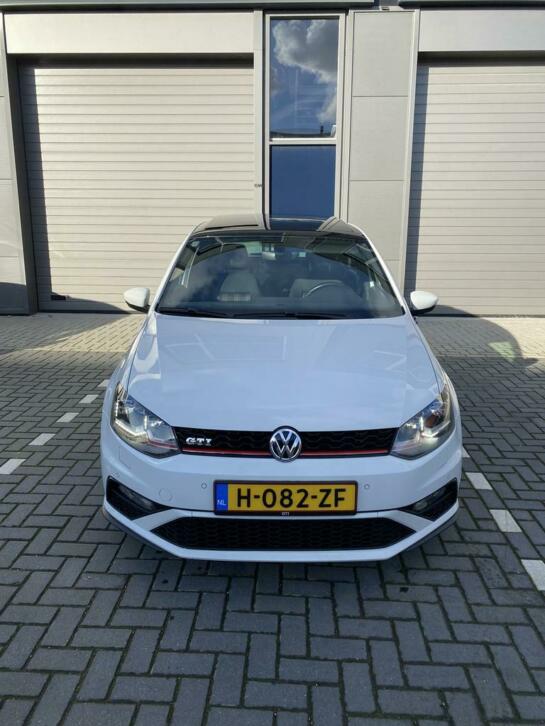 Volkswagen Polo 1.8 TSI GTI 2016 Panoclimalednavicamera