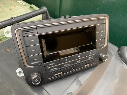 Volkswagen radio met Bluetooth, USB en SD