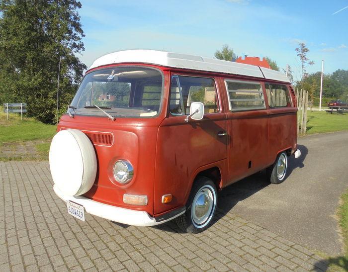 Volkswagen T2 PopTop Californi camper bus - 1970
