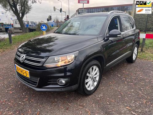 Volkswagen Tiguan 2.0 TDI 6-Bak SportampStyle Navi LM PDC Face