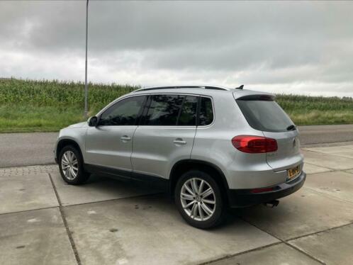 Volkswagen Tiguan 2.0 TSI 4-motion automaat,park-assist,pano