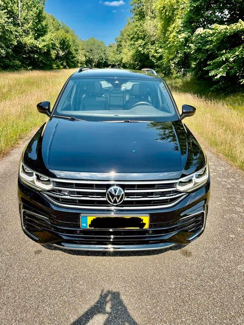 Volkswagen Tiguan R Line 1.5 TSI 150pk DSG Dec 2020  Pano