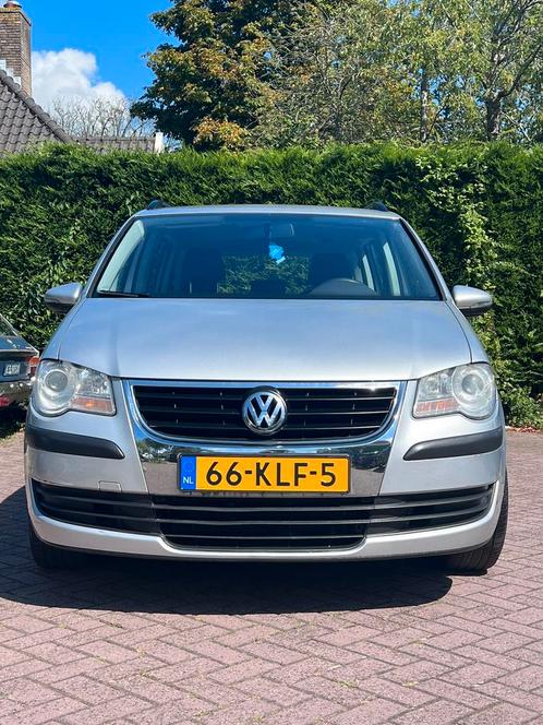 Volkswagen Touran 1.4 TSI 103KW 5 zits 2010 Zilvergrijs