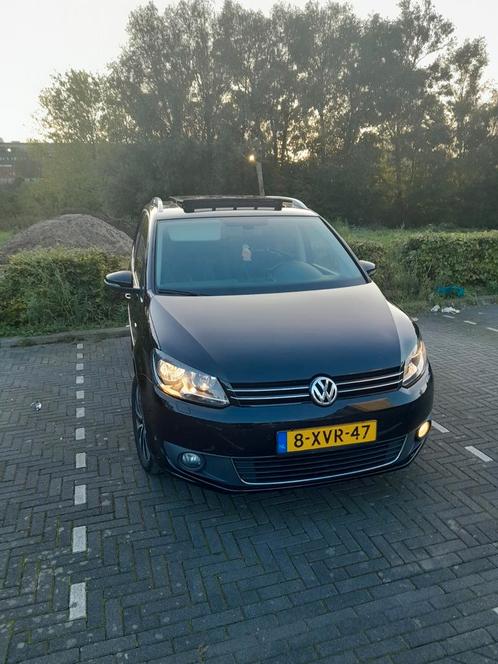 Volkswagen Touran 1.6 TDI 77KW 7P 2014 Zwart