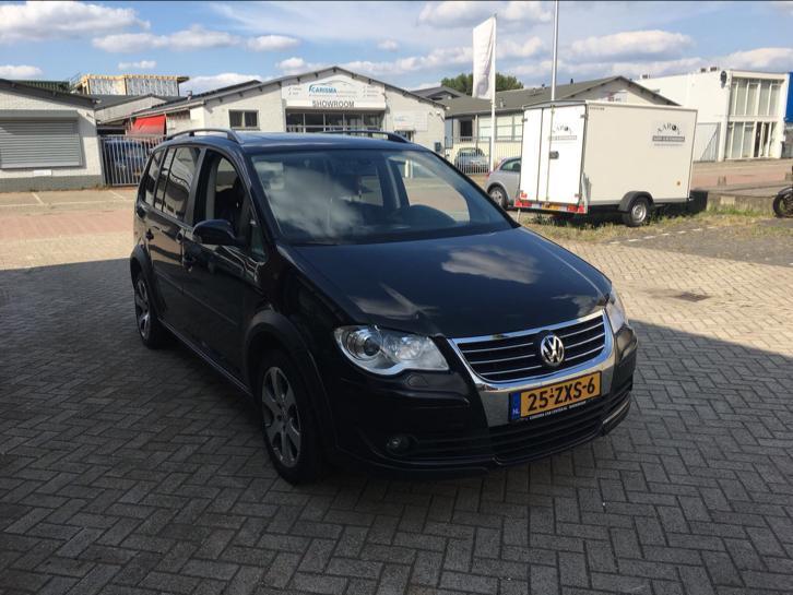 Volkswagen Touran 2.0 TDI 125KW Cross DSG2007 Zwart7persoons