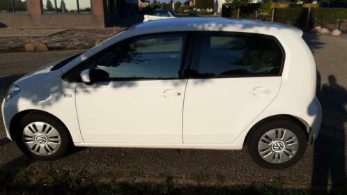 Volkswagen UP 1.0 55KW 2013 Wit airco, navigatie