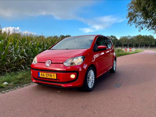 Volkswagen UP 1.0 High Up 2013 Rood