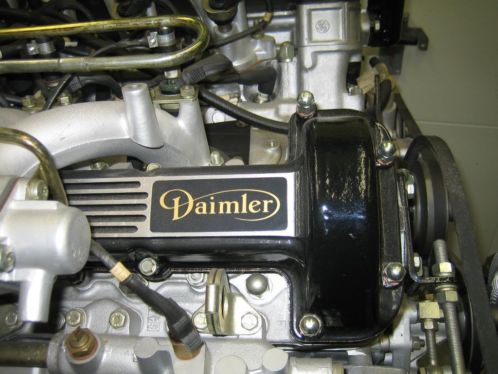 Volledig in ONDERDELEN Jaguar DAIMLER DOUBLE SIX VDP bj 76