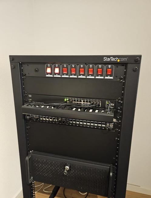 Volledige server inclusief rack