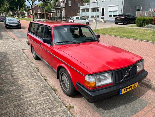 Volvo 240 2.0 Polar U9 1992 Rood. Zeer goede staat.
