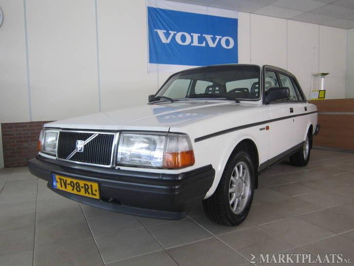Volvo 240 DL 1989 Wit stuurbekrachting LPG showroomstaat